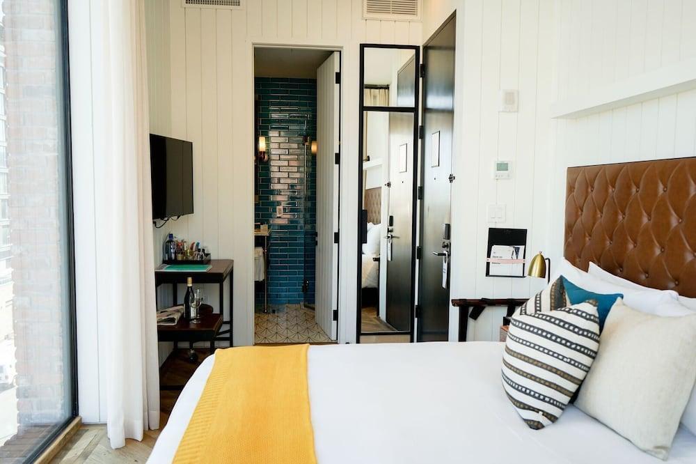 Arlo Williamsburg Hotel